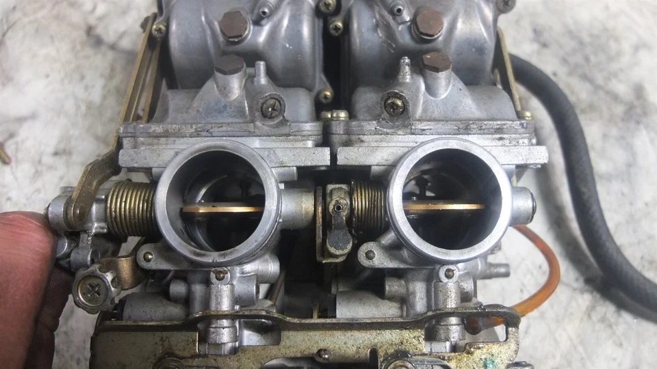 Carburador carburador 87 Suzuki GV1400 CD GV 1400 Cavalcade LX Foto 3 de 4