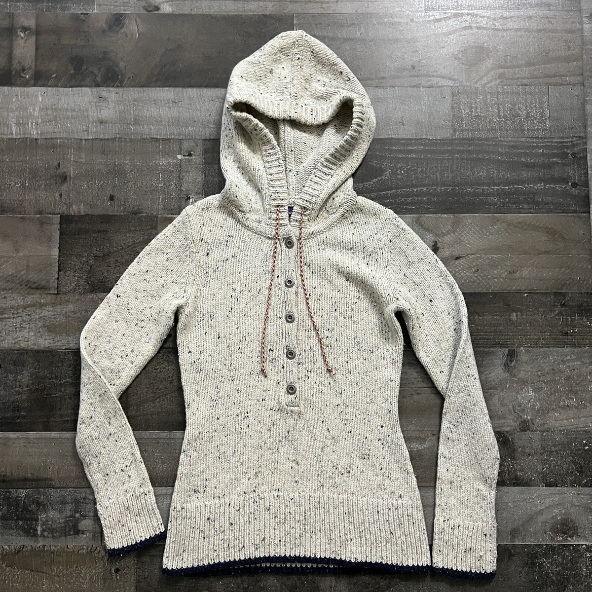 Patagonia Women's Wool Ranchito Hoodie Sweater Size Small Beige