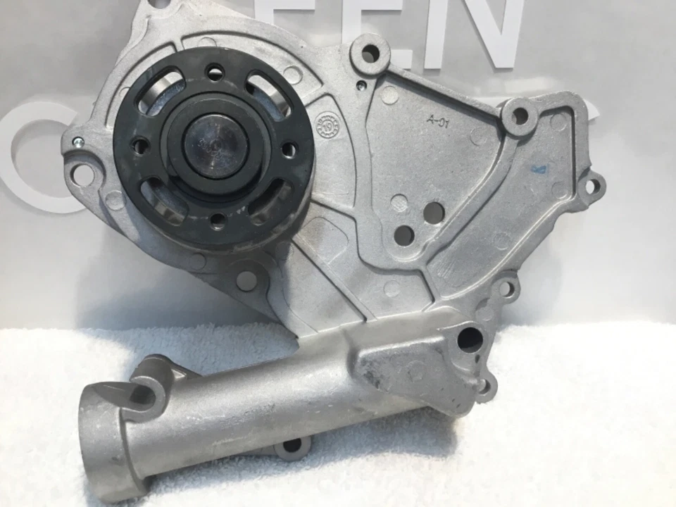 Bomba de agua AW6048 Airtex/06-21 Hyundai Sonata Santa Fe Kia Sorento Sedona XL Foto 2 de 4