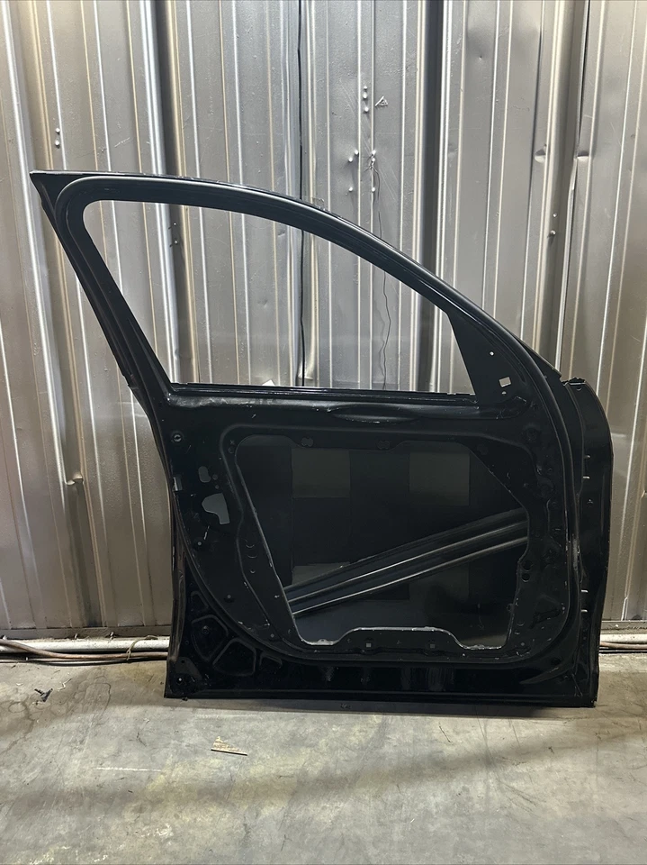 2018 19 20 21 22 2023 BMW X3 G01 FRONT LH LEFT DRIVER DOOR SHELL OEM USED 18-23 - Image 4 of 4