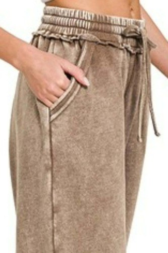 Zenana Full Size Acid Wash Fleece Palazzo Sweatpants with Pockets Plus SIze - Picture 2 of 9