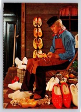 Vintage Holland Klompenmaker Wooden Shoe Maker Traditional Craft Postcard