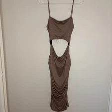 WINDSOR NEW Cutout Bodycon Spaghetti Strap Dress Womens M Mocha Rouching Long