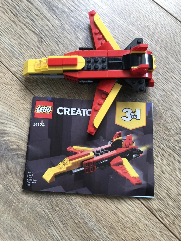 LEGO Creator 31124 Super Robot, photo 2 of 2