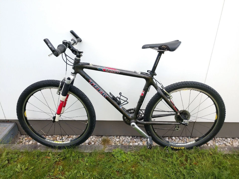 Trek 9800 Carbon 18" RH 46cm M MTB Sram Shimano XT OCLV
