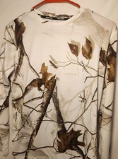 Reel Tree Shirt Mens Medium 38-40 White Long Sleeve Hunting Shirt