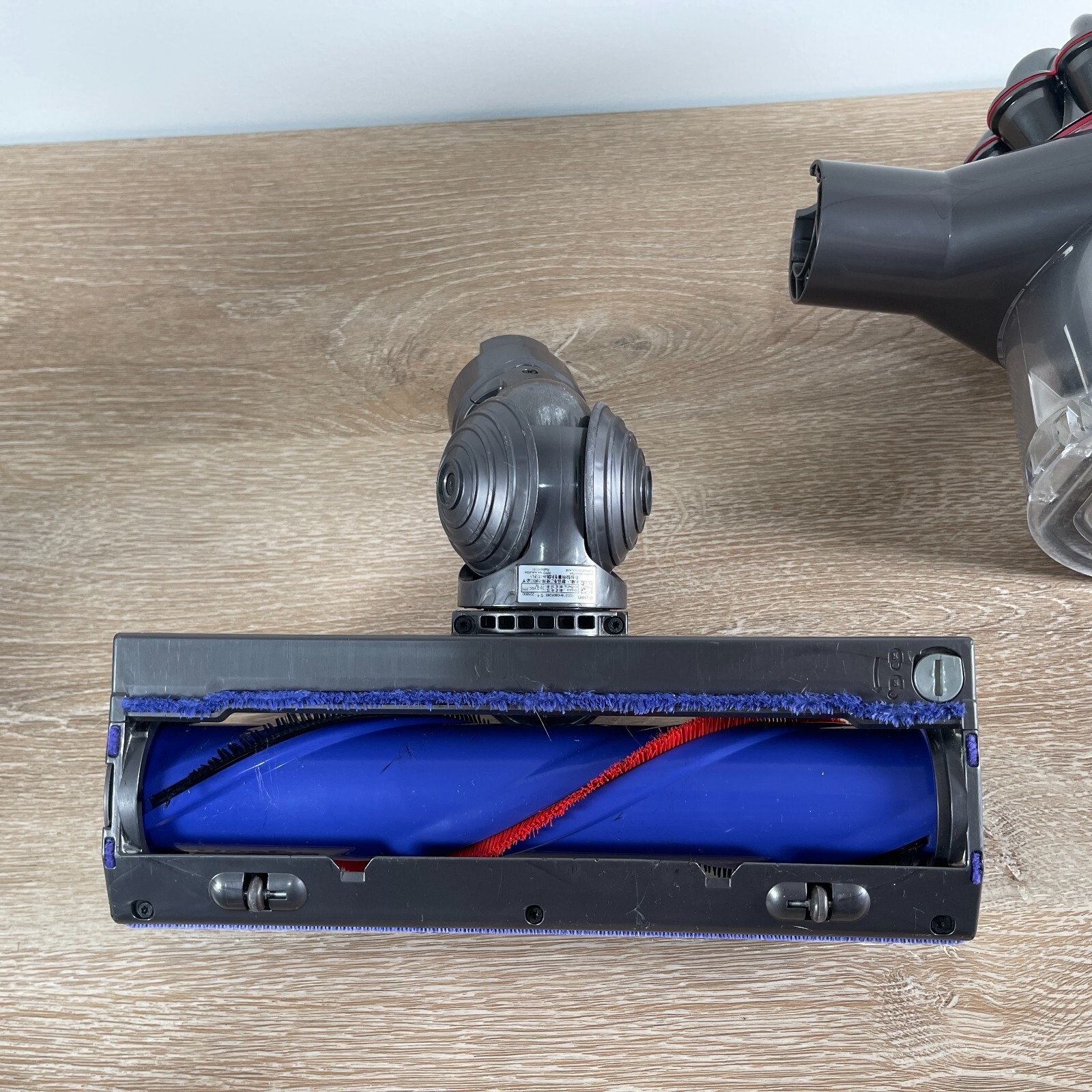 Dyson V7 SV11 Animal Cordless Stick Vacuum Iron With Tools and Dock