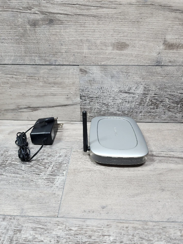 Netgear WGT624 V2 4 Port 108 Mbps Wireless Firewall Router w/Power Cord - Image 4 of 4