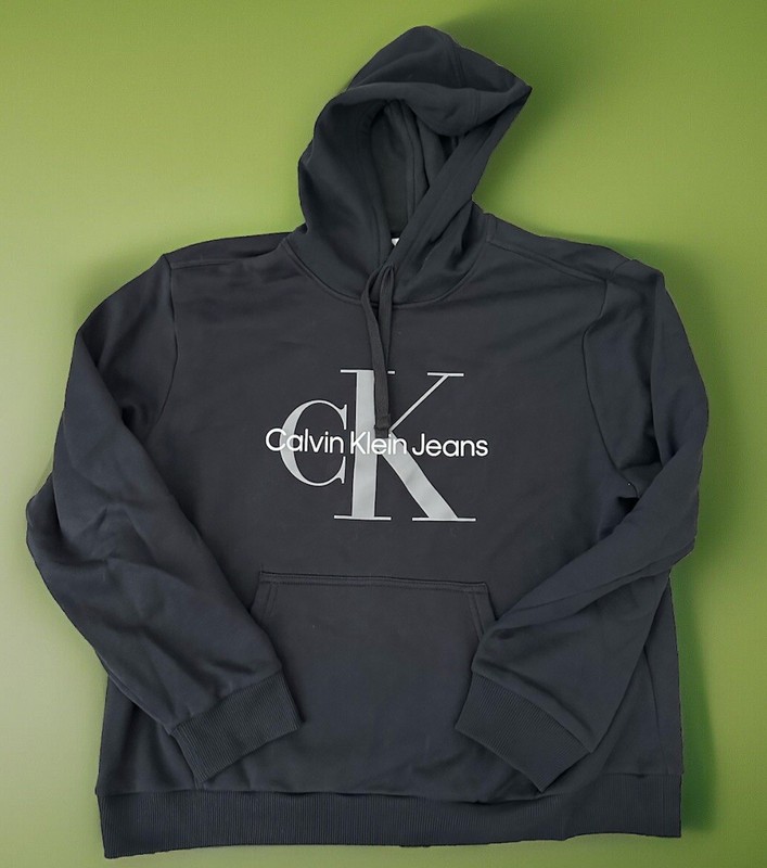 Men’s CALVIN KLEIN hoodie Large Black Hooded Sweatshirt EUC Soft Drawstring