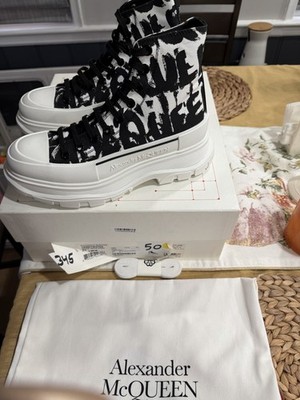 NEW Alexander McQueen Chunky Soled Lace-Up Sneaker Boot Sz 8 / 41 White/Black