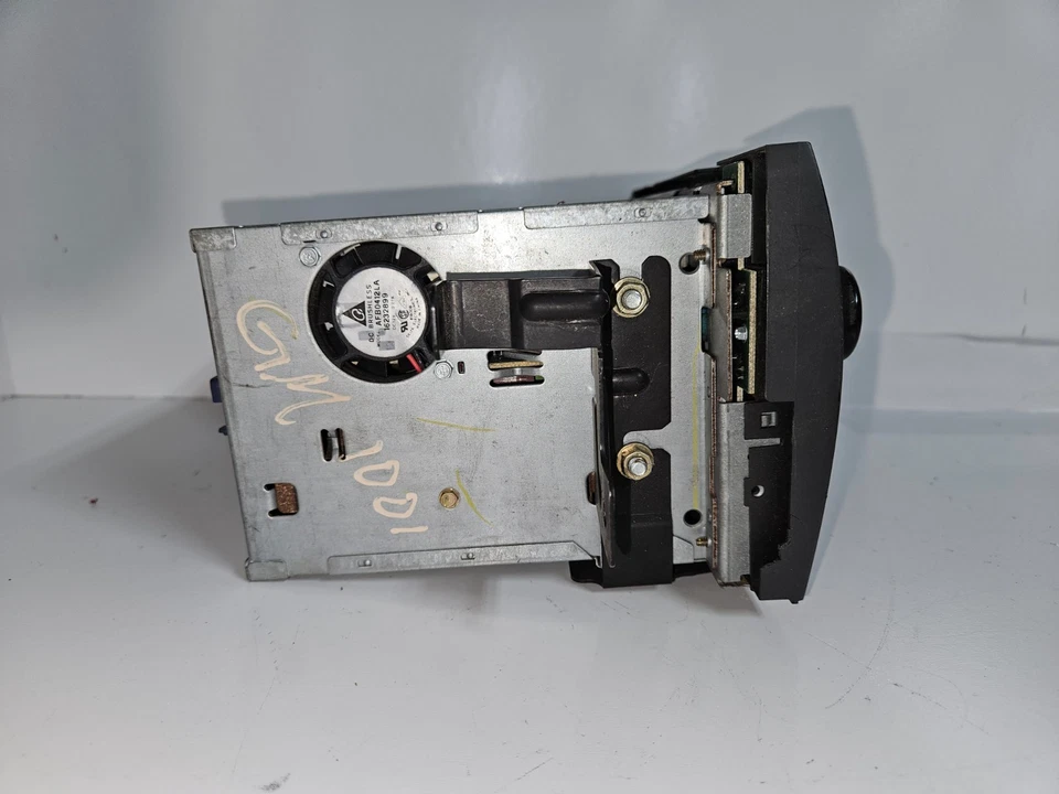 97-01 CADILLAC CATERA RADIO AUDIO CD W/ CASSETTE PLAYER EQUIPMENT OEM, 16239126 - Image 4 of 4