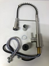 Sanitary Wares Single Hole Pull Down Kitchen Faucet Spray in Chrome Silver