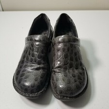 BOC Born Concept Slip-on Clogs Womens Size 8M Gray Faux Gator Print.