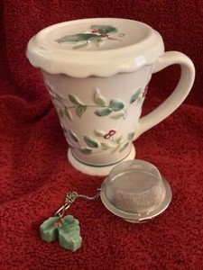 “Pfaltzgraff” Winterberry Pattern, Tea Cup/Lid w/ Stainless Infuser-NEW w/o TAGS