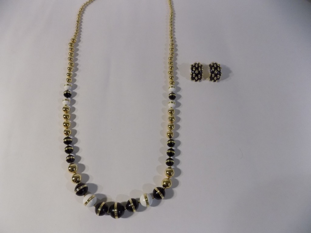 Ralph Lauren RLL Beaded Black, White, Gold Beaded Necklace