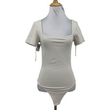 Contour Bodysuit Womens M Medium Matte Pearl Square Neck Short Sleeve Aritzia