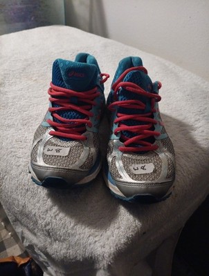 Girls sneakers Size 8w