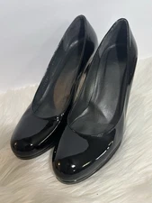 Stuart Weitzman Women's Round Toe Patent Leather Pumps Shoes Black Size 6