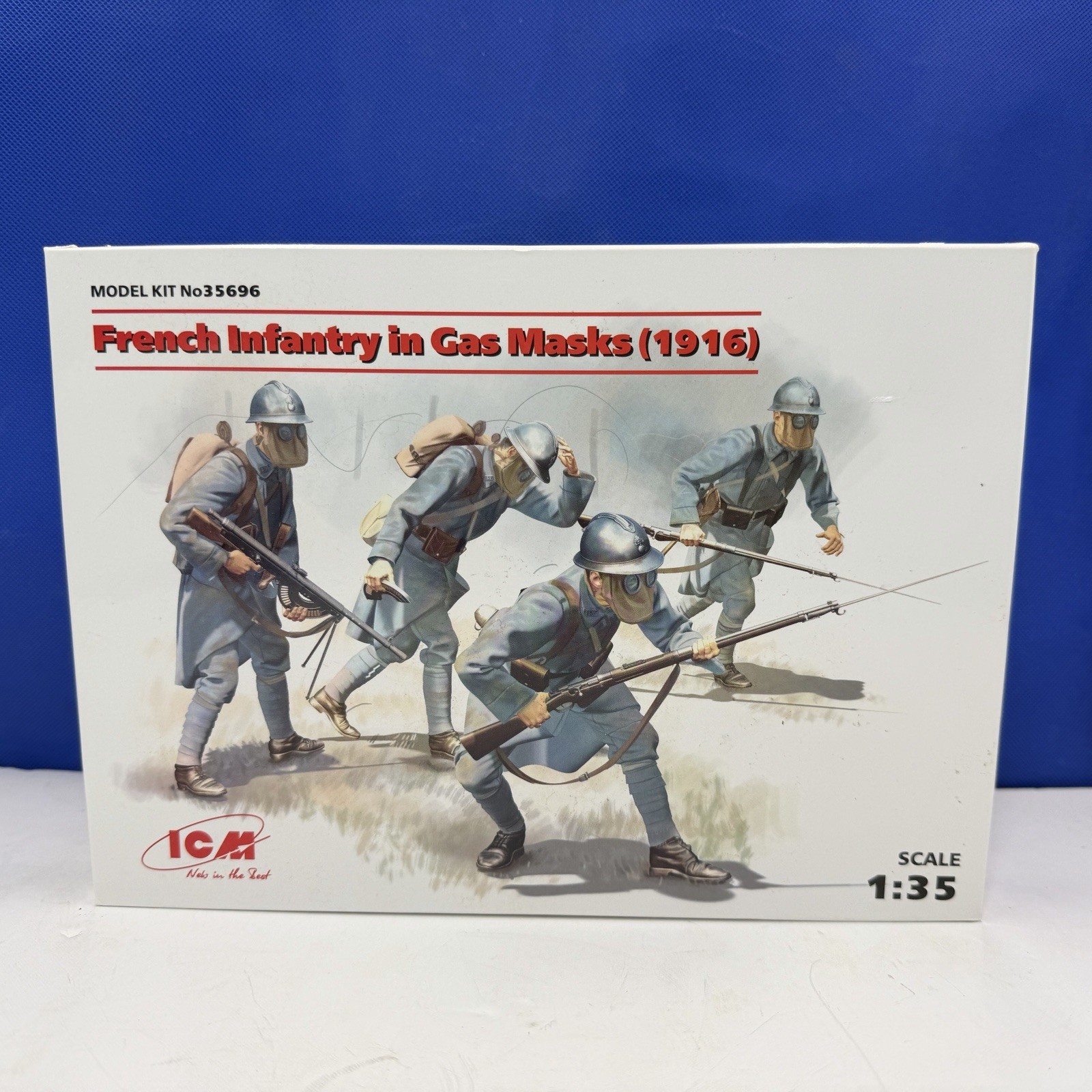 ICM 35696 French Infantry in Gas Masks (1918) (4 figures) 1/35 Scale Model