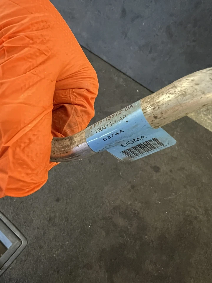 2009 - 2017 FORD FIESTA Mk7 A/C HOSES - Image 2 of 4