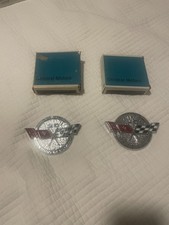 Corvette Gas Door Emblem 1978 Nos - Gm 472718 25th Anniversary Orig Box Lot - 2