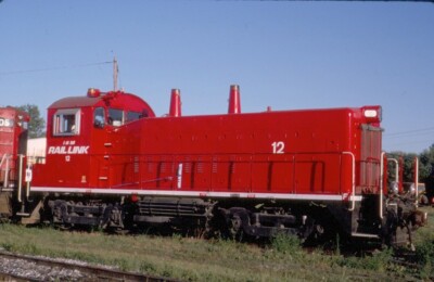 I&M Rail Link 12 SW-9, Nahant, Ia, 08/97; Kodachrome Original
