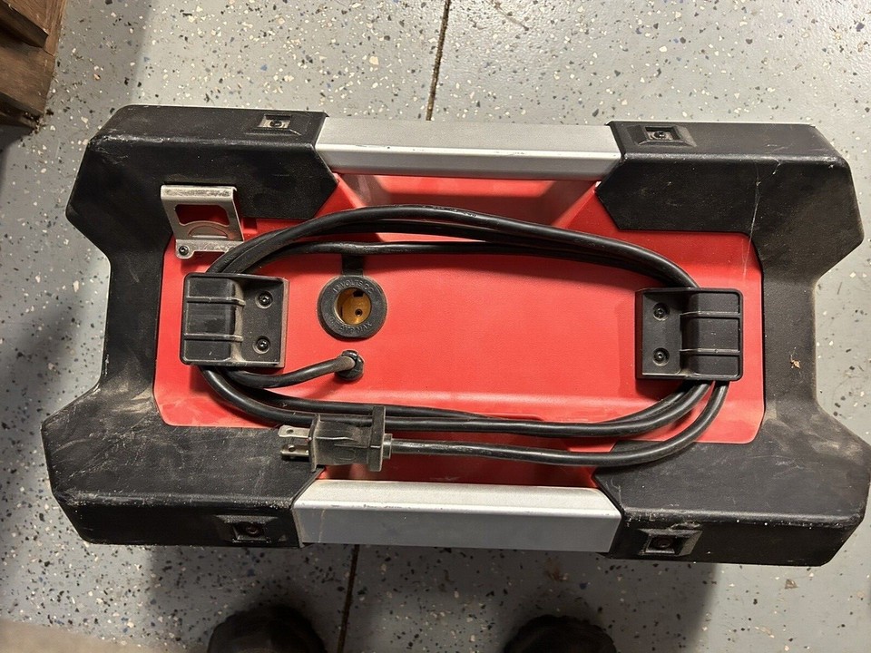 Milwaukee Jobsite Radio 279020 good condition eBay