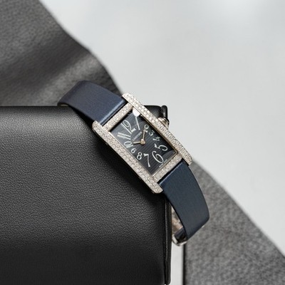 Cartier Americaine 1713 Women's 18k White Gold Quartz Diamond Bezel Blue Dial