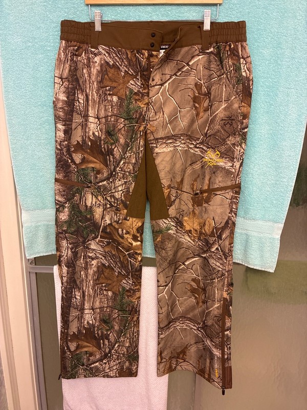 Mossy Oak Realtree Xtra Scent Factor Mens Camoflauge lined Hunting pants size XL
