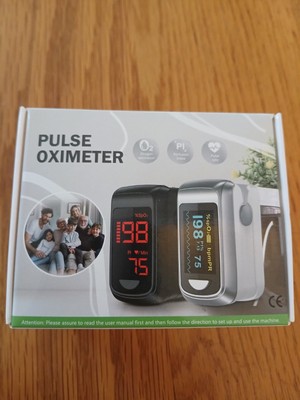 Pulse Oximeter Blood Oxygen SpO2 Monitor with PR Heart Rate