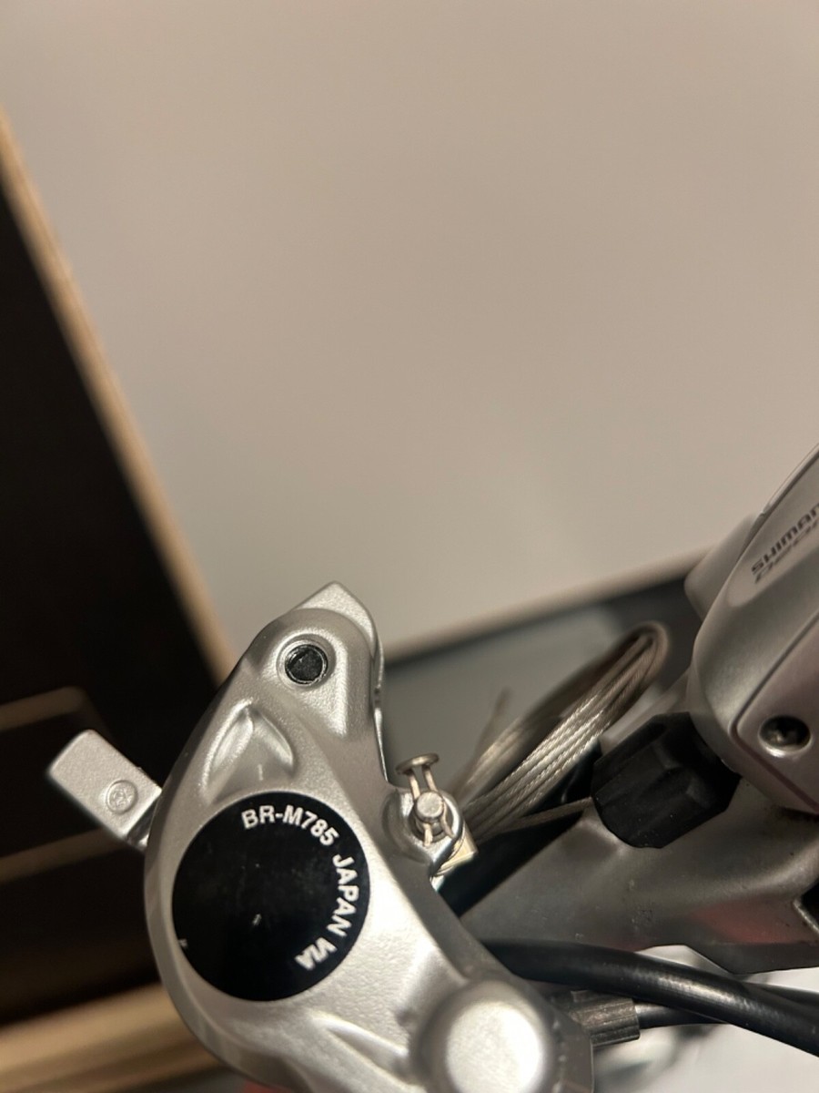 Shimano Deore XT Dual Controll Shifters/Brakes Combo ST-M765 Shimano Deore XT Dual Controll Shifters/Brakes Combo ST-M765