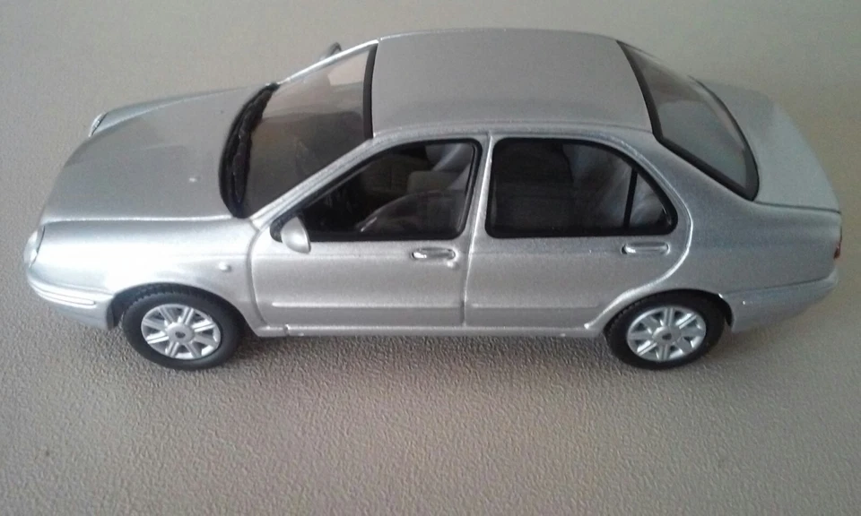 LANCIA LYBRA BERLINA 1999 SOLIDO 1/43 (SERIE ESCLUSIVA) - Immagine 2 di 2