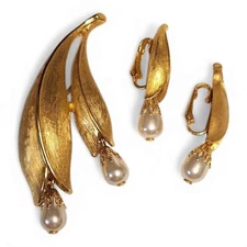 Vintage Emmons Lily of the Valley Brooch & Clip-On Earrings Set, Gold tone pearl
