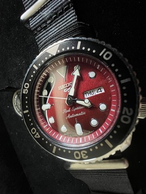 Seiko Brian May Diver Watch LE 1st Edition Stainless Steel Seiko 5 Full Set