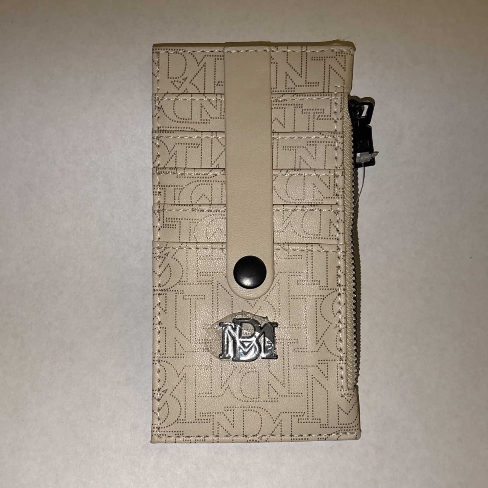 Badgley Mischka Beige Monogram Vegan Leather Card Holder Wallet NWT