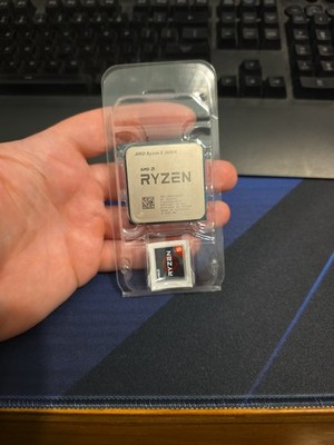AMD Ryzen 5 3600X Processor (3.8 GHz, 6 Cores, Socket AM4)