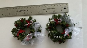 SMALL DECORATED CHRISTMAS WREATHS - MINIATURE DECOR