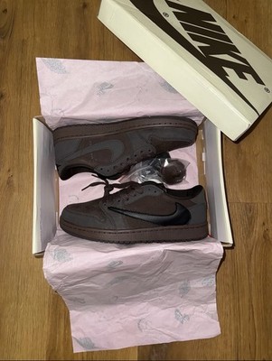 Jordan 1 x Travis Scott Low Mocha