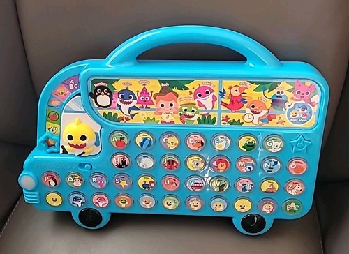 Pinkfong Learning Alphabet English Version Bus Play Toy Baby & Kids Works!