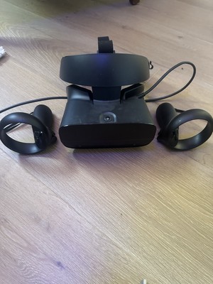 Oculus Rift S VR Headset   Controllers, Boxed, Flawess Condition