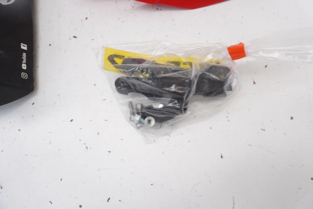 Acerbis Uniko Vented Handguards Red/Black 2072670004 M10