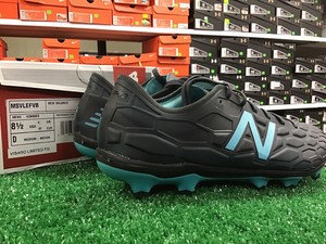 new balance mens soccer cleats