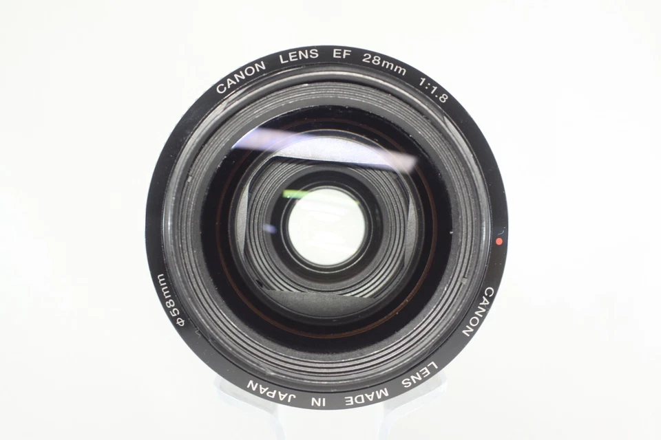 Lente AF gran angular Canon EF 28 mm F/1,8 USM para cámaras Canon SLR Foto 2 de 4