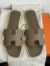 Size 37.5EU Brand New Hermes Etoupe Epsom Calfskin Oran Sandals