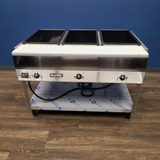 Vollrath 38103 Electric 3 Well Hot Food Table (Demo Unit 1002)