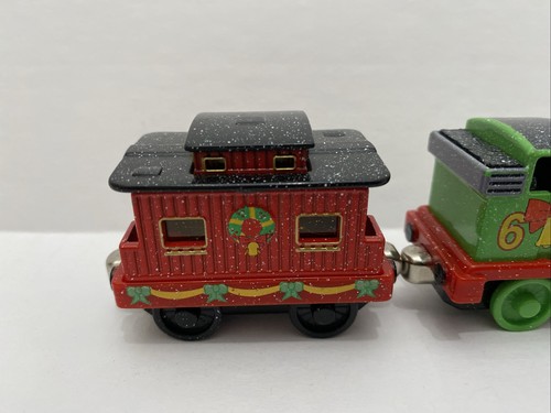 2 Thomas Train Diecast Christmas Holiday- Caboose And Percy - Picture 3 of 13