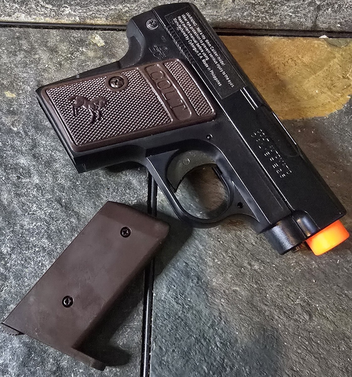 Colt Automatic Calibre 25 Model 199809 airsoft Gun- (Please Read