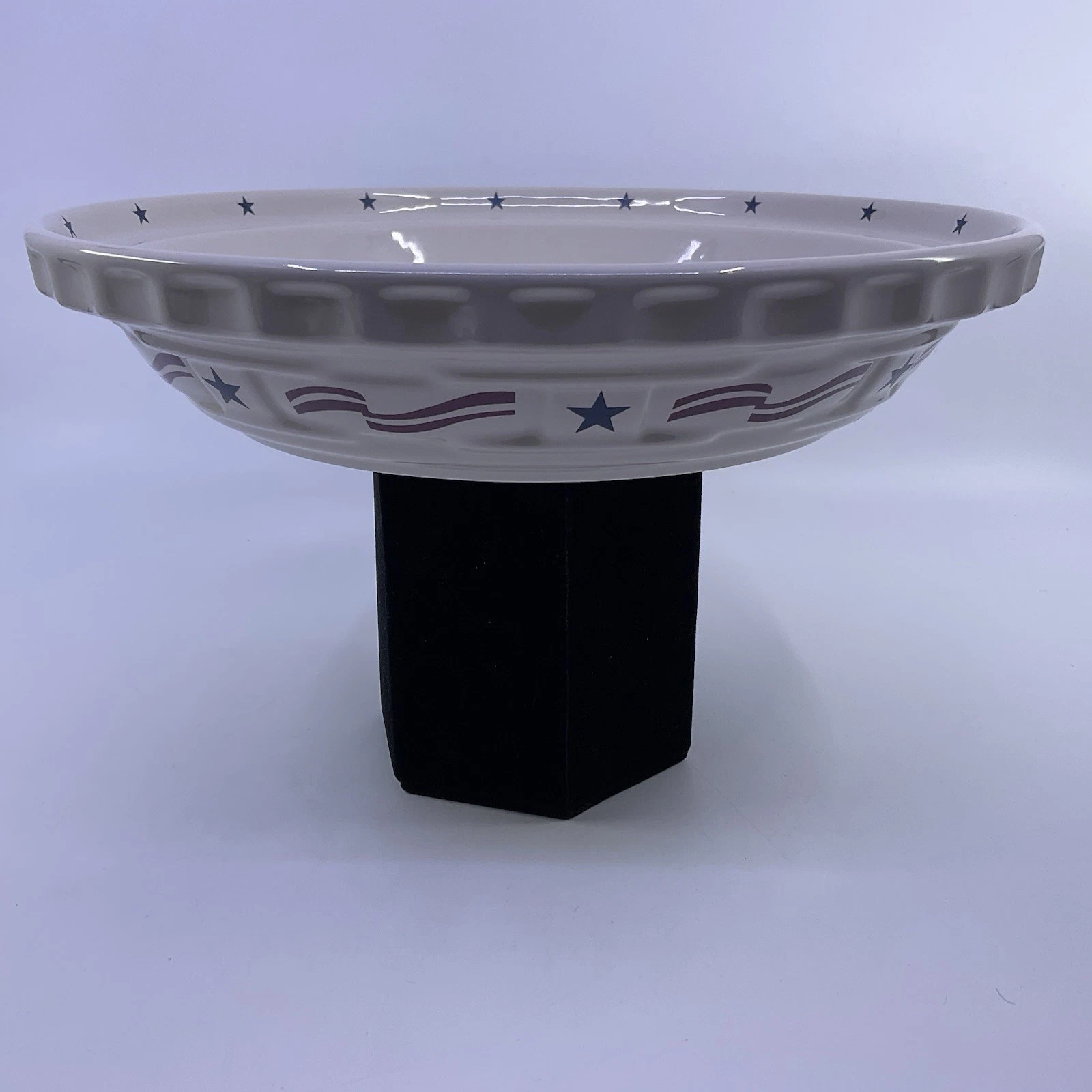 Longaberger Pottery - All American Pie Plate/Dish - 10 1/4" - Stars And Strips