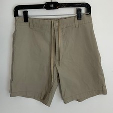 Vineyard Vines Boys Khaki shorts XS with 7" inseam