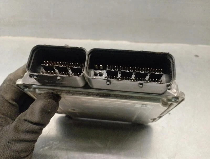 55577674 centralina motore per OPEL ASTRA J SPORTS TOURER (P10) 2010 5177272 - Immagine 3 di 4